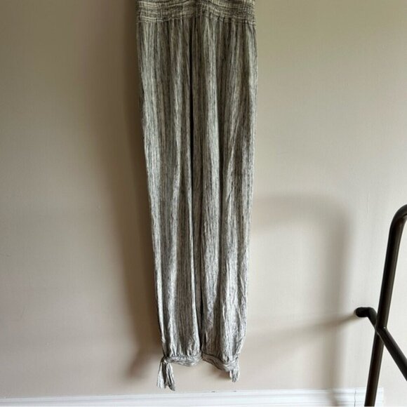 Free People Beach Malibu Grey Boho Jumpsuit sz S - Picture 7 of 8